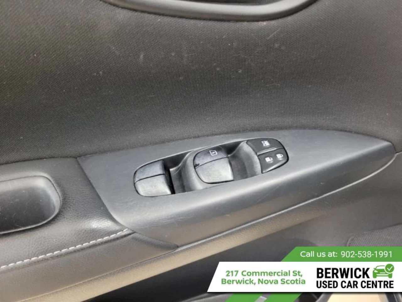 2017 Nissan Sentra S Main Image