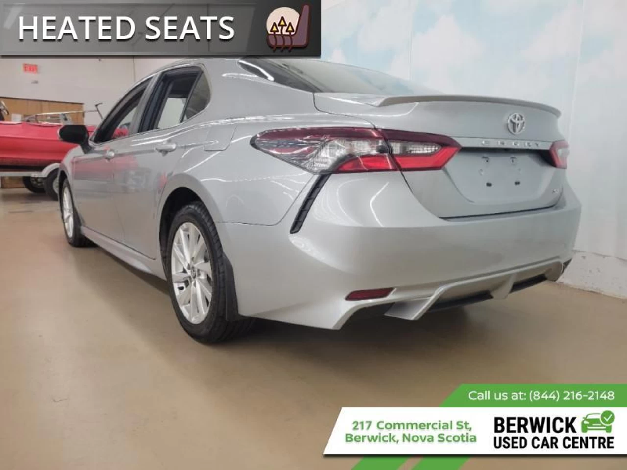 2023 Toyota Camry SE Main Image