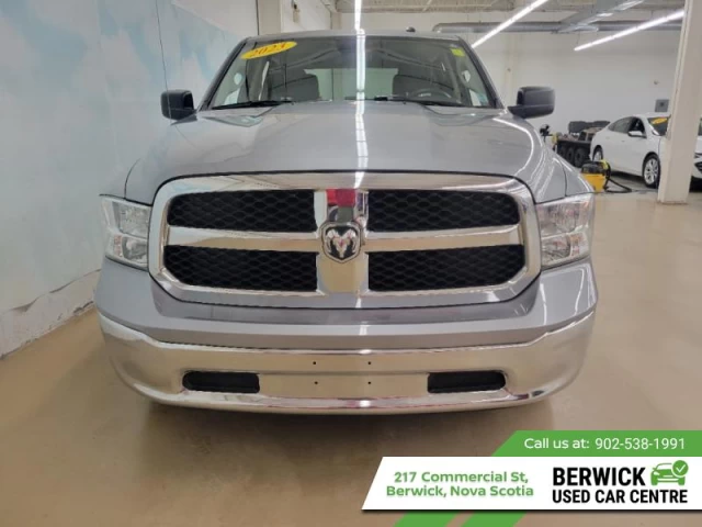 Ram 1500 Classic SLT 2023