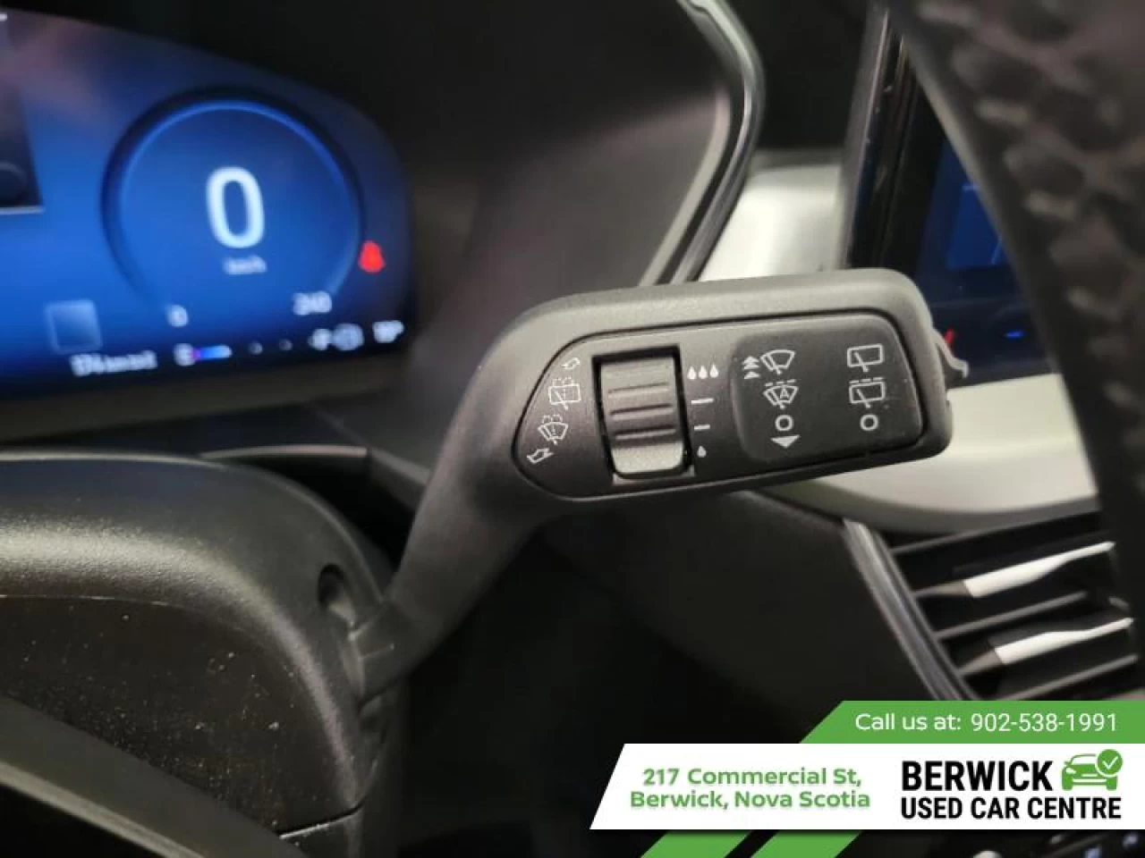 2024 Ford Escape Platinum Main Image