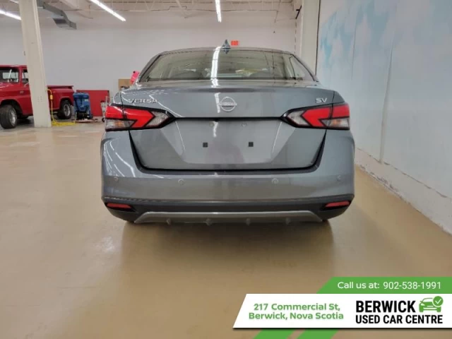 Nissan Versa SV 2024