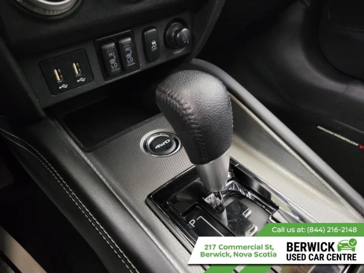 2022 Mitsubishi RVR SE AWC Main Image