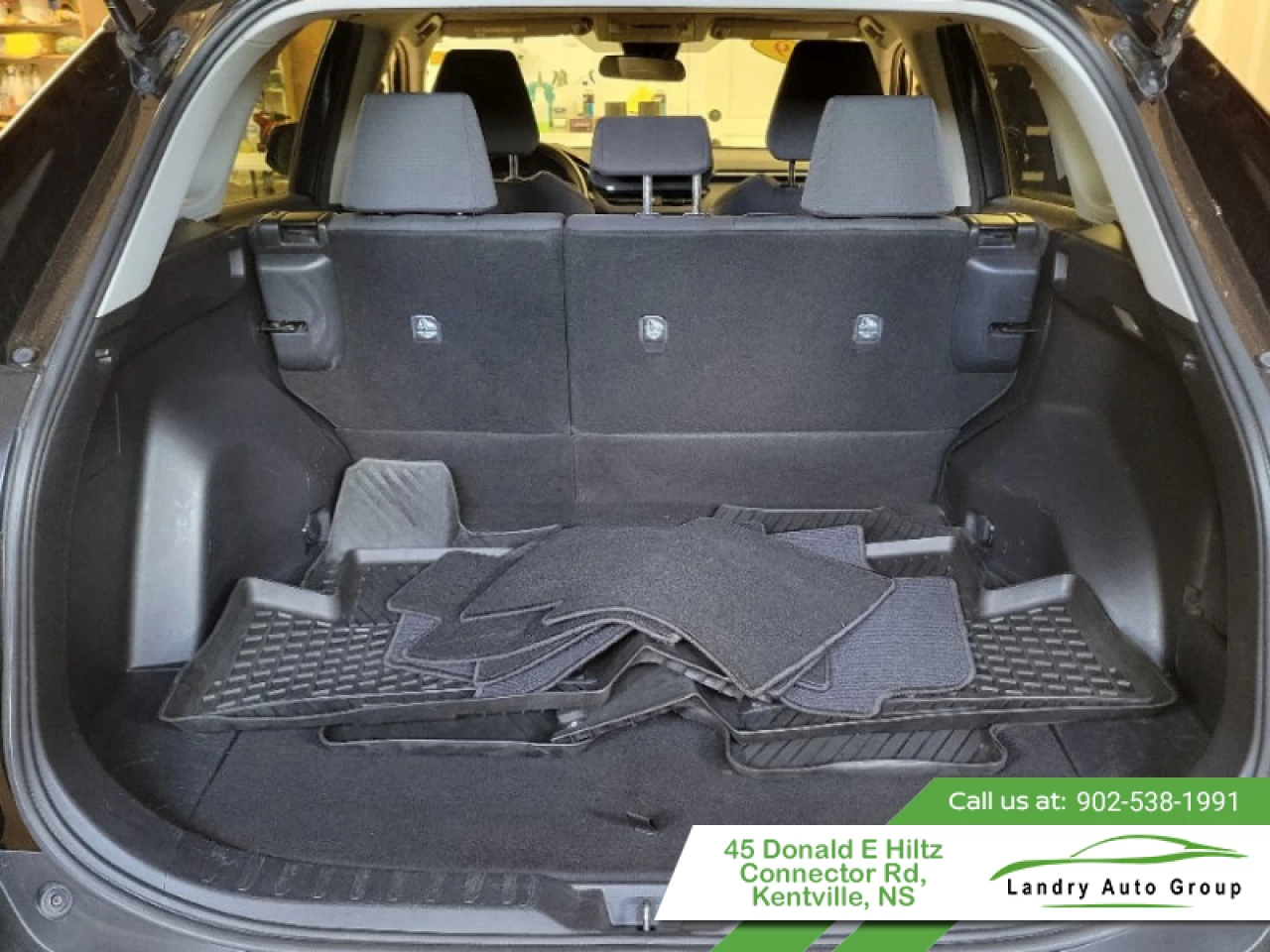 2019 Toyota RAV4 FWD LE Main Image