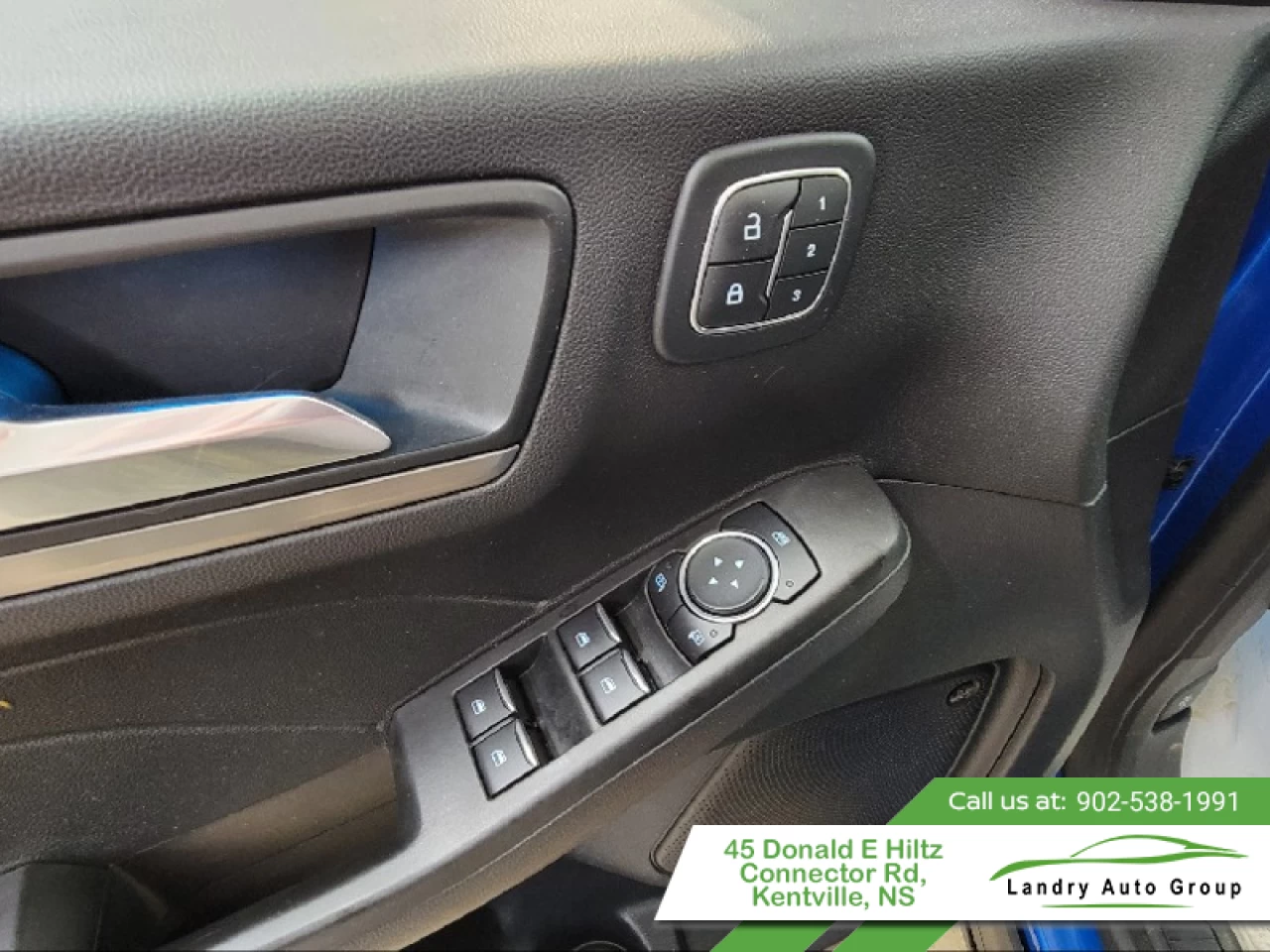 2021 Ford Escape titanium Main Image