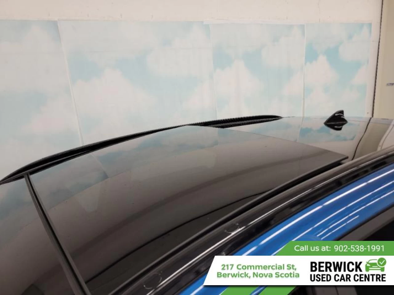 2021 Hyundai Tucson 2.0L Preferred AWD w/Sun and Leather Main Image