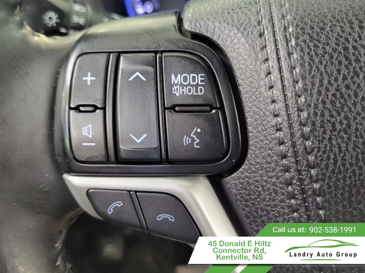 2018 Toyota Highlander Limited AWD Main Image