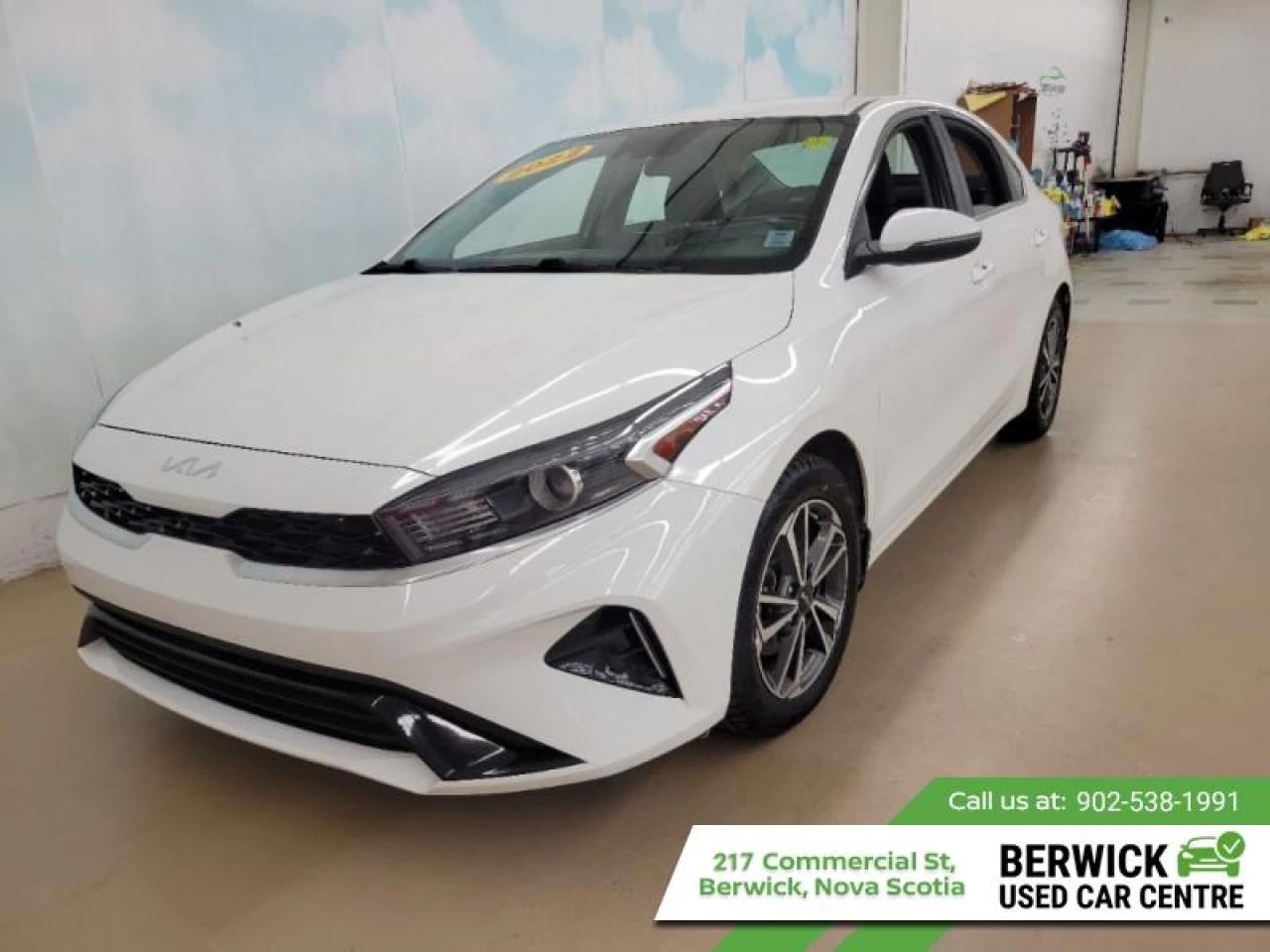 2022 Kia Forte EX Main Image