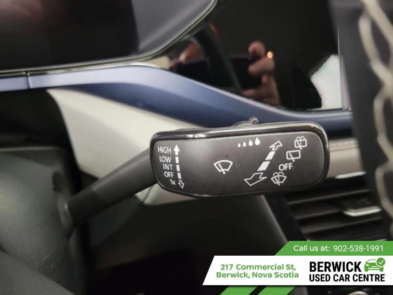 2024 Volkswagen Taos Comfortline 4MOTION Main Image