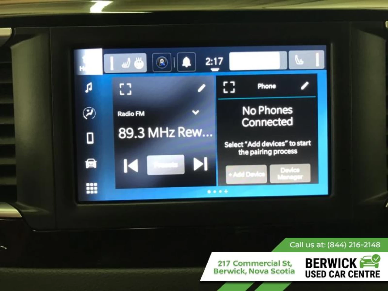 2022 Chrysler Grand Caravan SXT Main Image