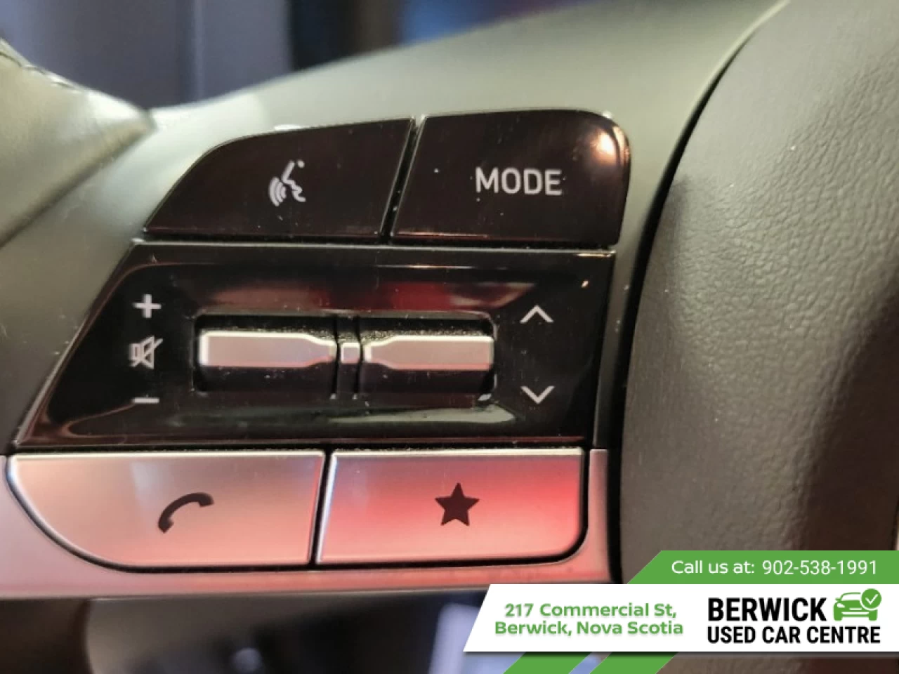 2025 Hyundai Elantra Preferred Main Image