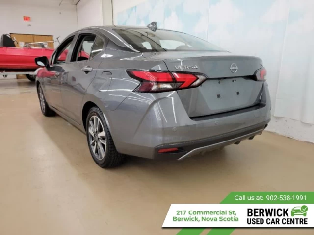 Nissan Versa SV 2024