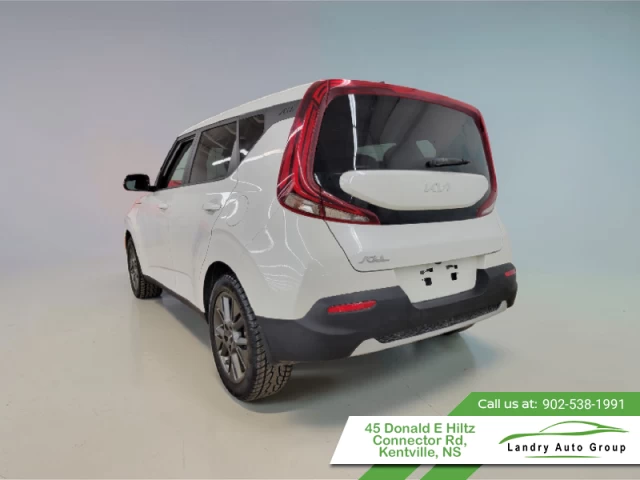 Kia Soul EX+ 2022