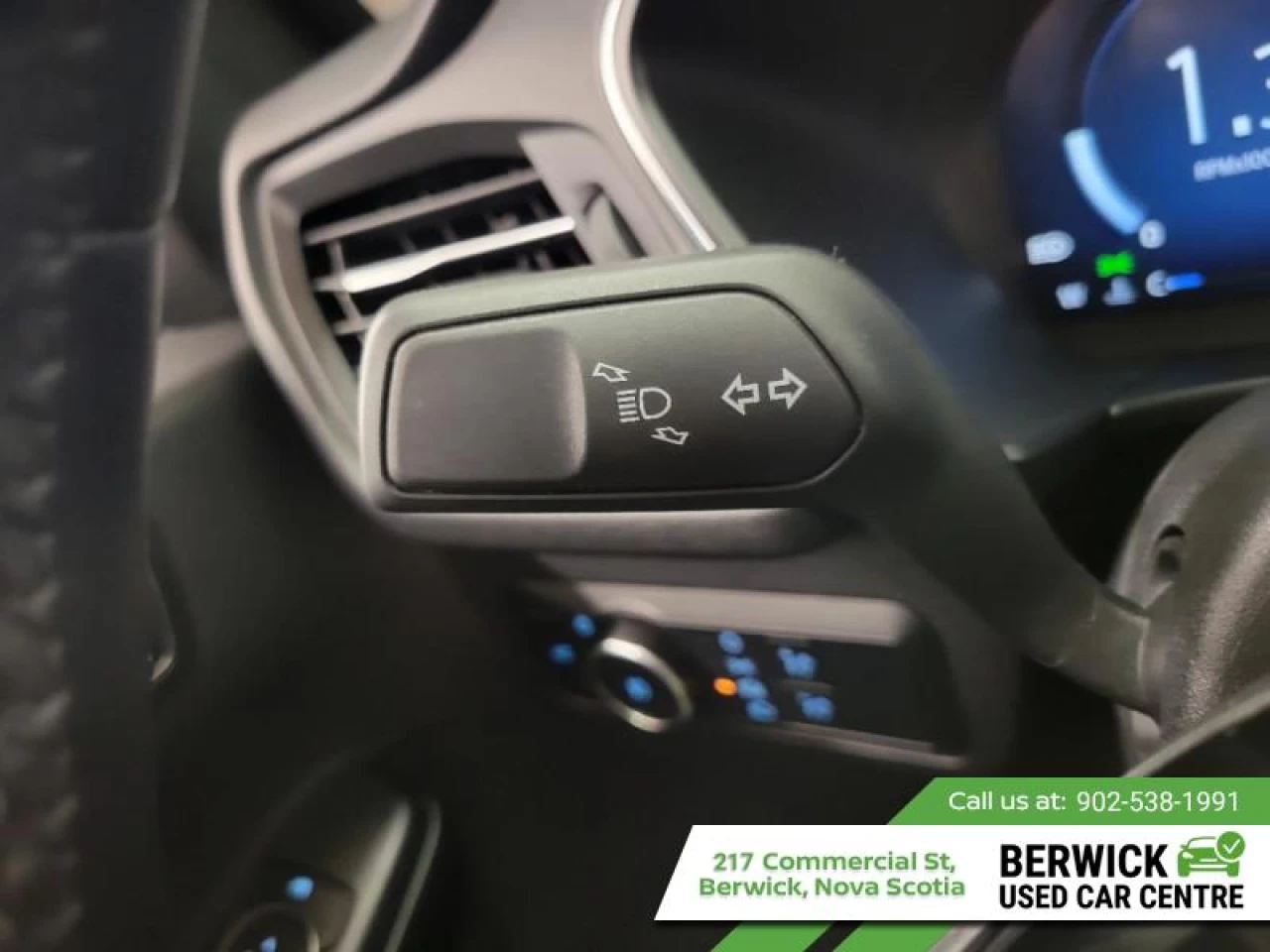 2024 Ford Escape Platinum Main Image