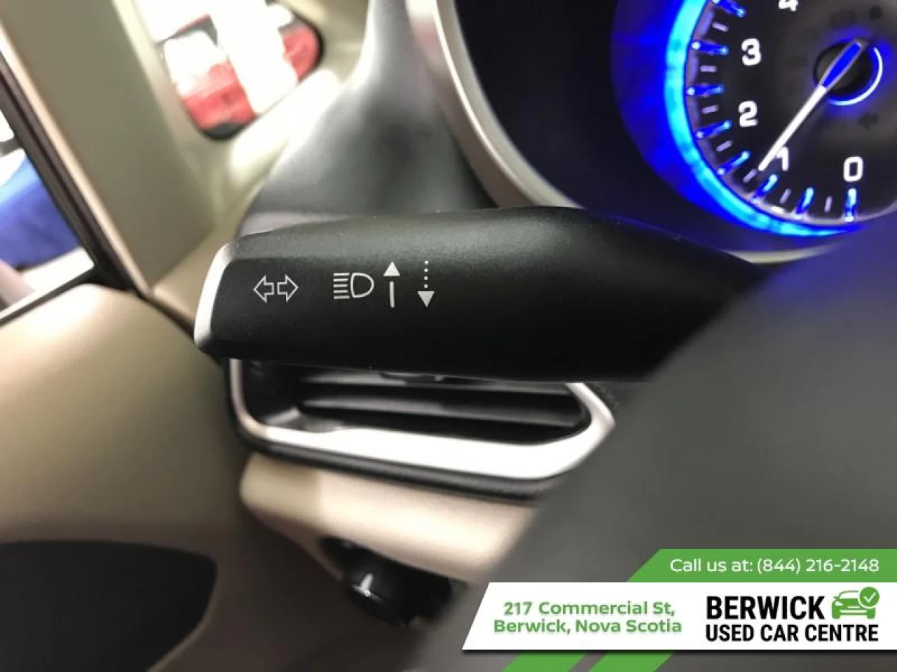 2022 Chrysler Grand Caravan SXT Main Image