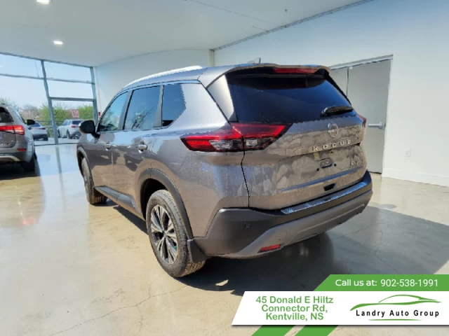 Nissan Rogue SV Moonroof 2023