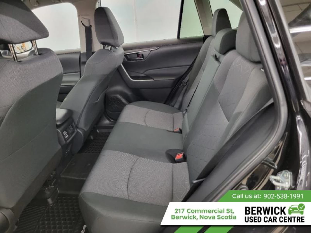 2025 Toyota RAV4 LE Main Image