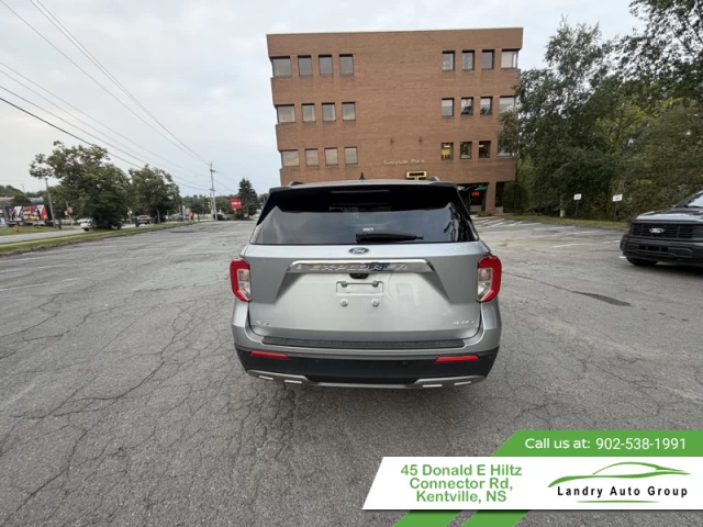 Ford Explorer XLT 2024