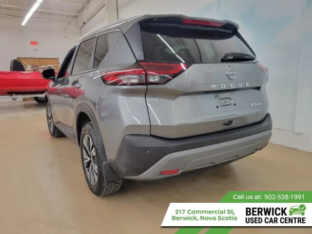Nissan Rogue SV Moonroof 2023