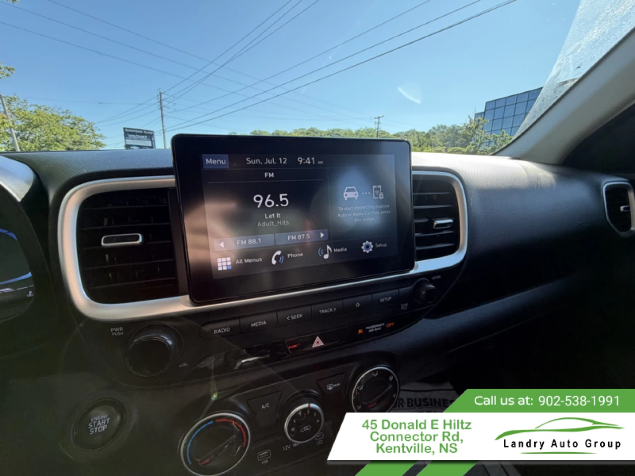 2025 Hyundai Venue Preferred IVT Main Image