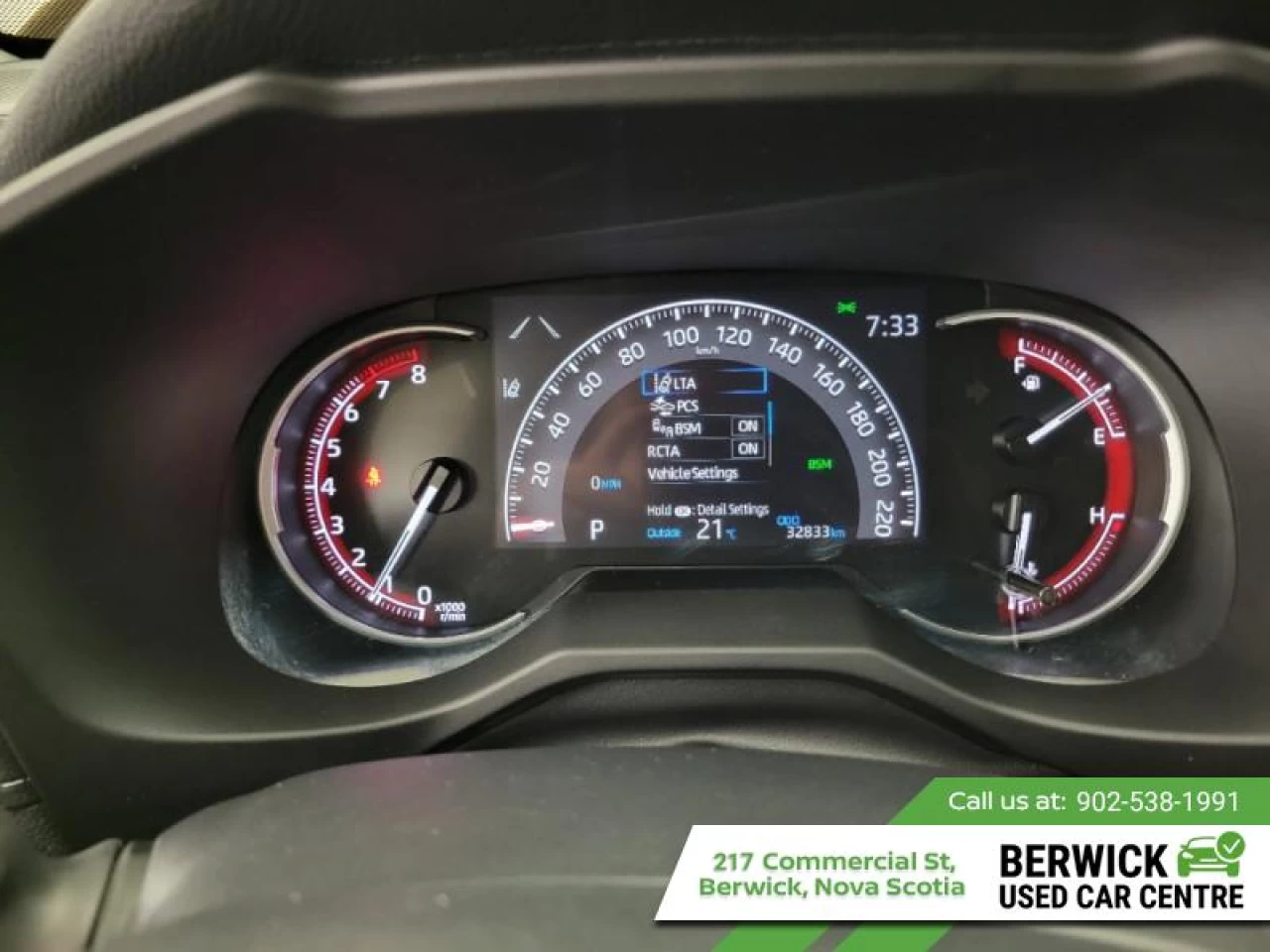 2025 Toyota RAV4 LE Main Image