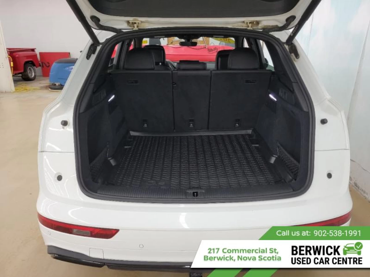 2023 Audi Q5 Komfort 40 TFSI quattro Main Image