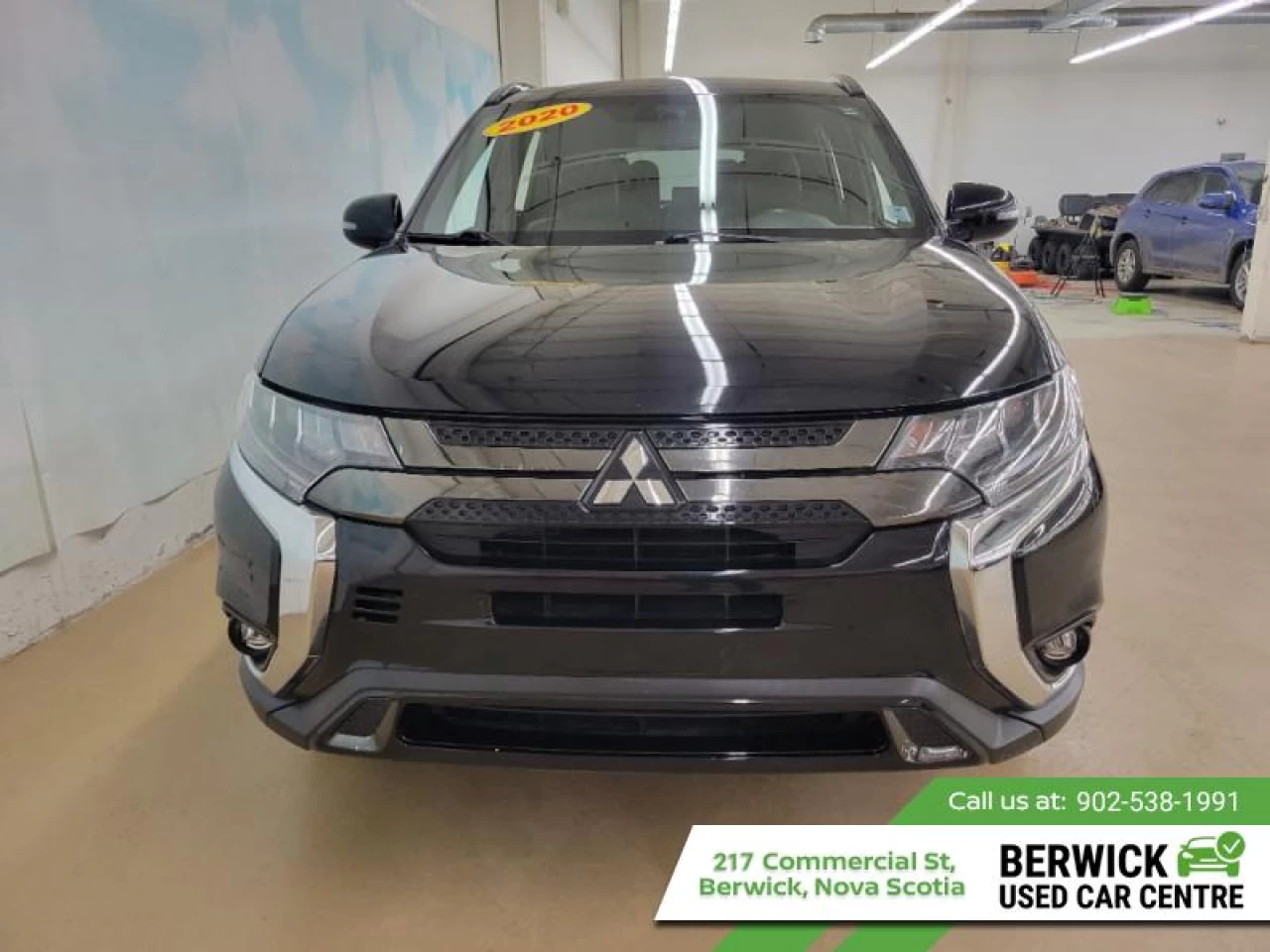 2020 Mitsubishi Outlander Limited Edition Main Image