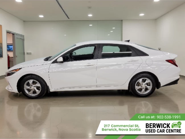 Hyundai Elantra - 2021
