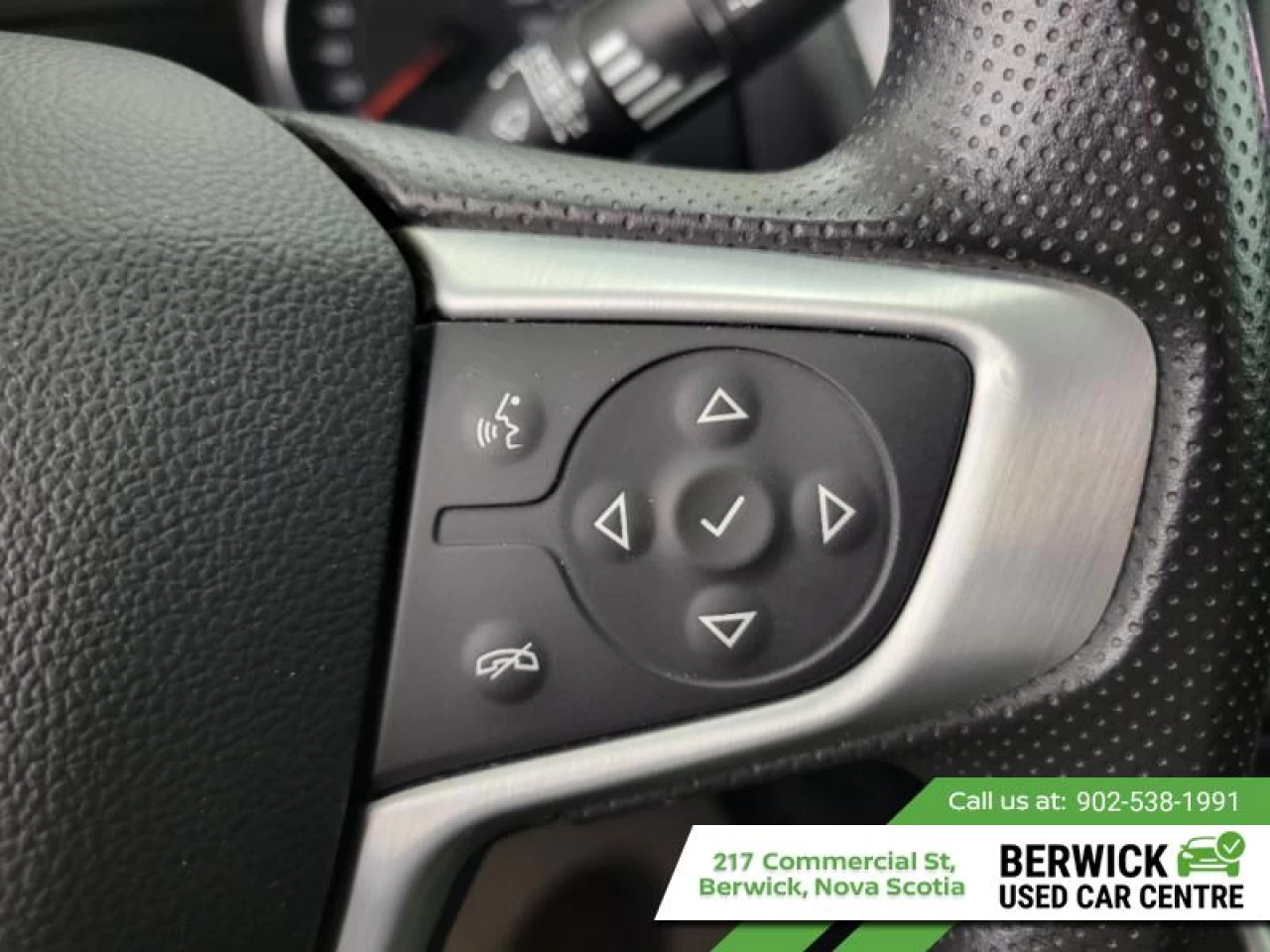 2024 GMC Terrain SLE Main Image