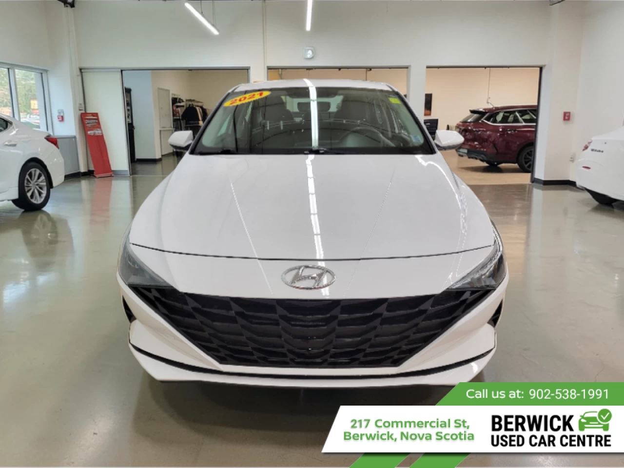 2021 Hyundai Elantra Essential Manual Main Image
