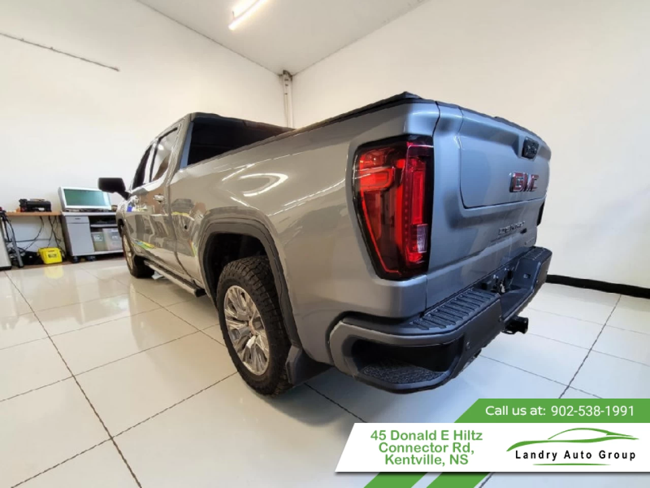 2024 GMC Sierra 1500 Denali Main Image