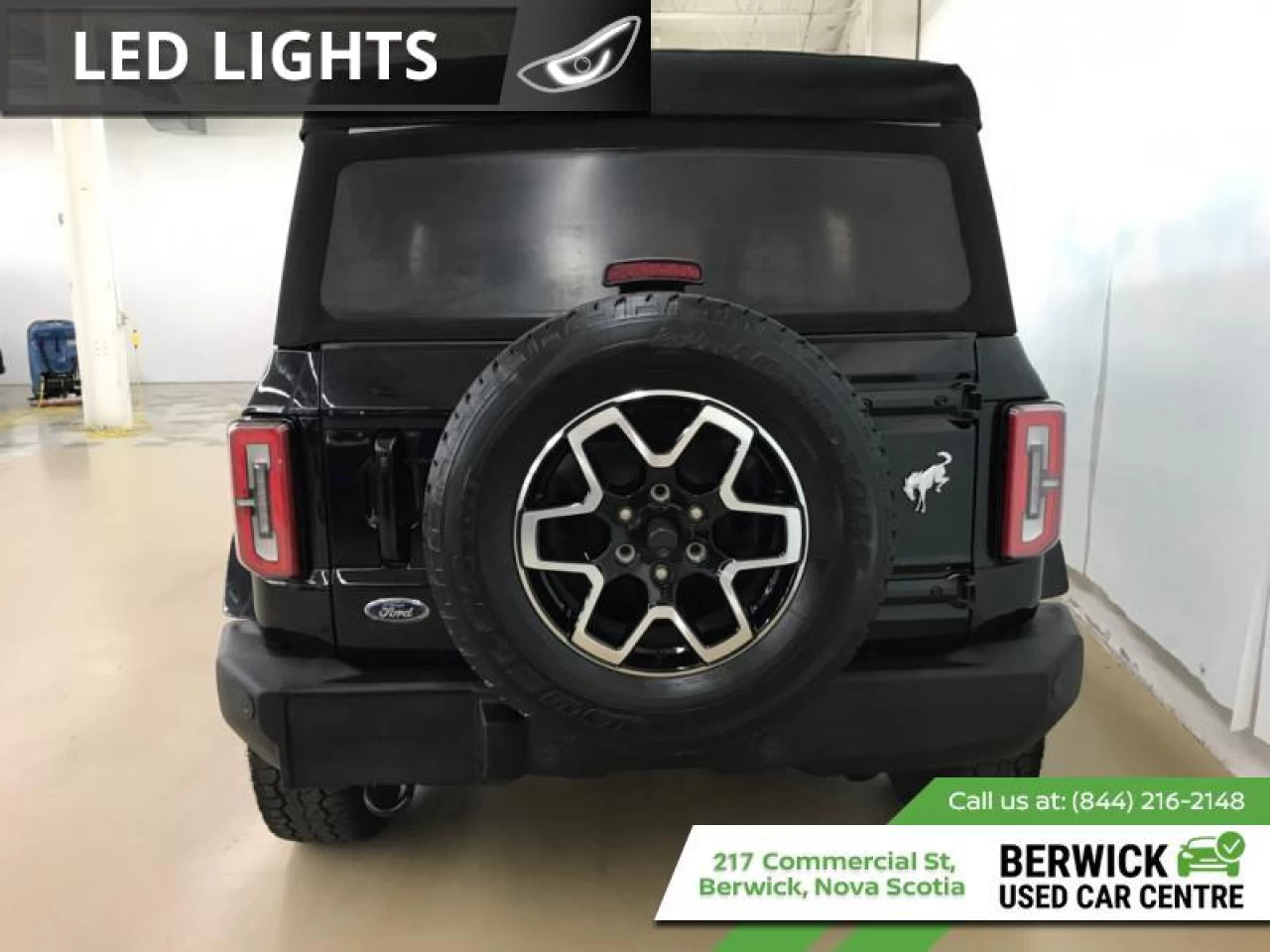 2021 Ford Bronco Outer Banks 4X4 Main Image