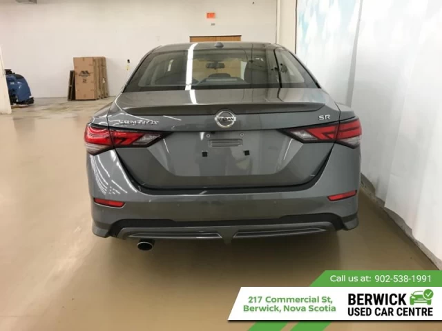 Nissan Sentra SR CVT 2021