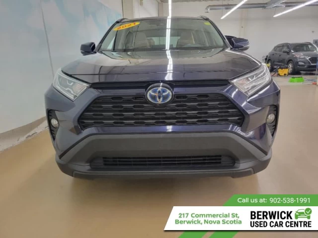 Toyota RAV4 Hybrid XLE 2021