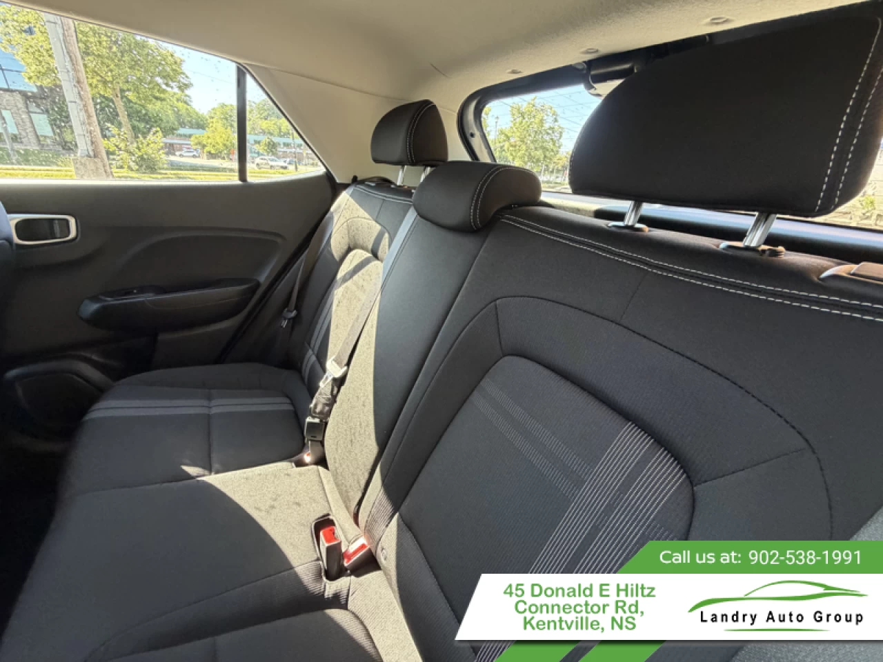2025 Hyundai Venue Preferred IVT Main Image