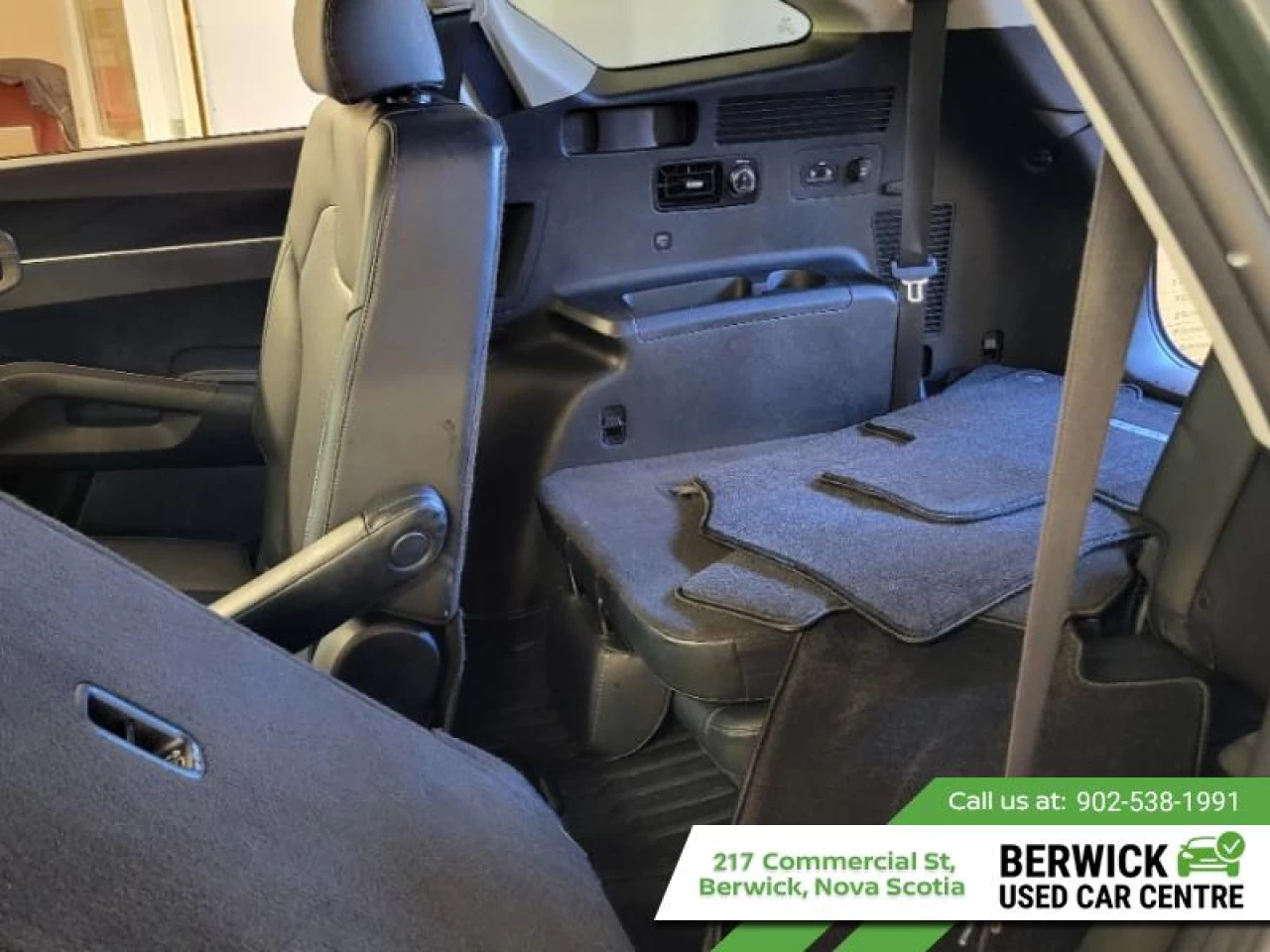 2021 Kia Sorento EX Main Image