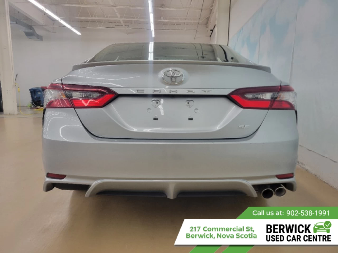 2023 Toyota Camry SE Main Image