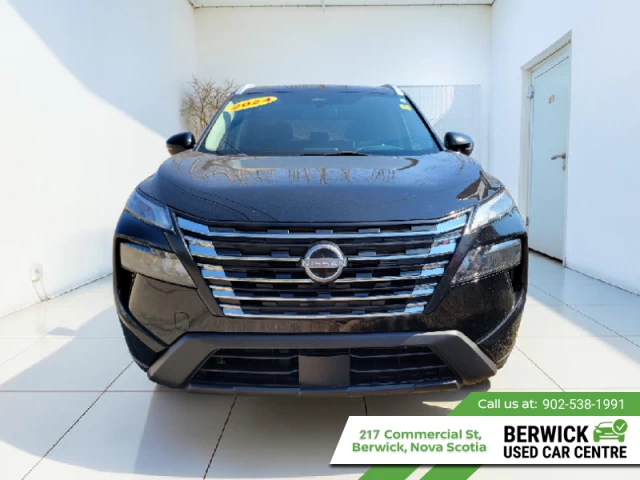 Nissan Rogue SV Moonroof 2024