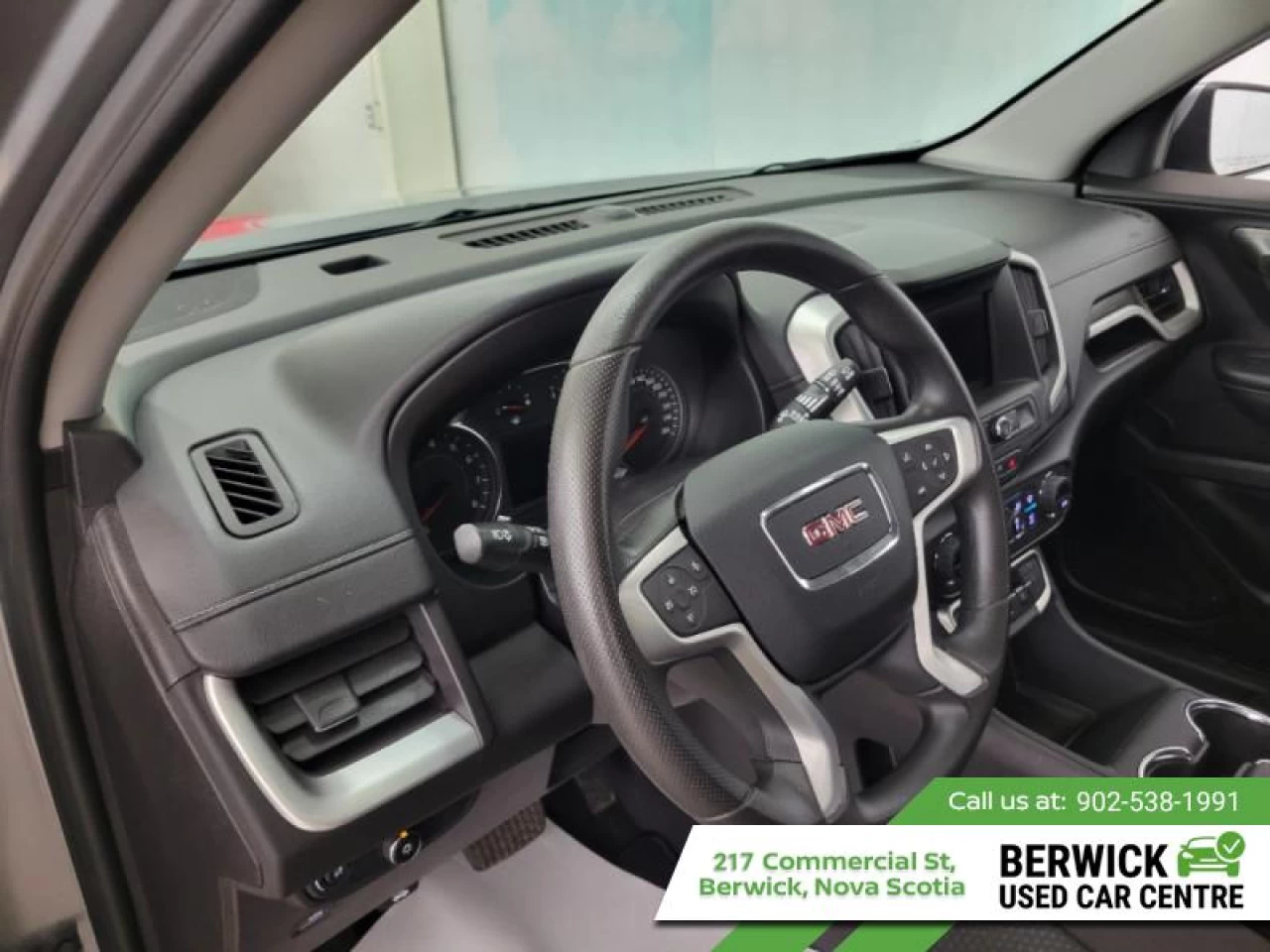 2024 GMC Terrain SLE Main Image