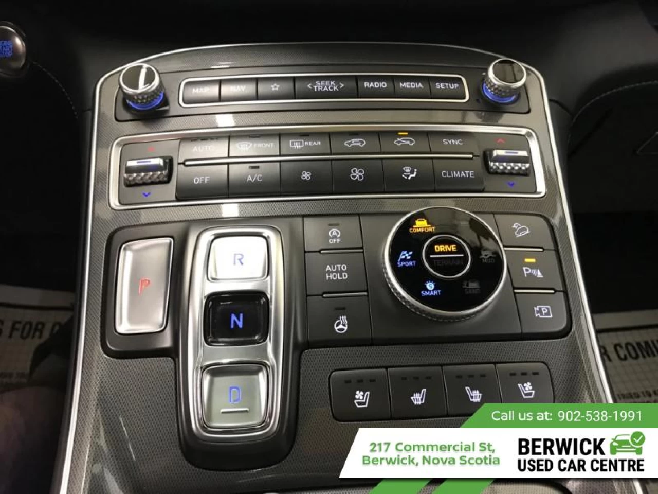 2021 Hyundai Santa Fe Ultimate Caligraphy AWD Main Image