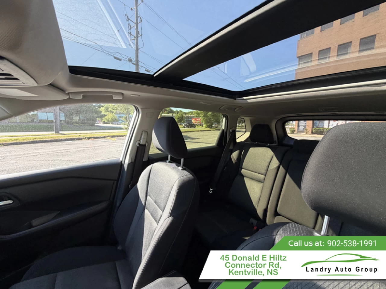 2024 Nissan Rogue SV Moonroof Main Image