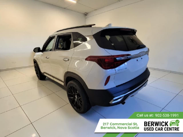 Kia Seltos SX Turbo AWD w/Black Interior 2023