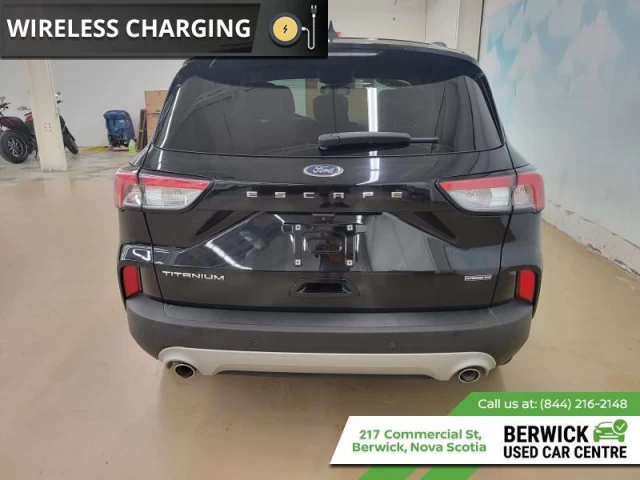 Ford Escape Titanium Hybrid 4WD 2020