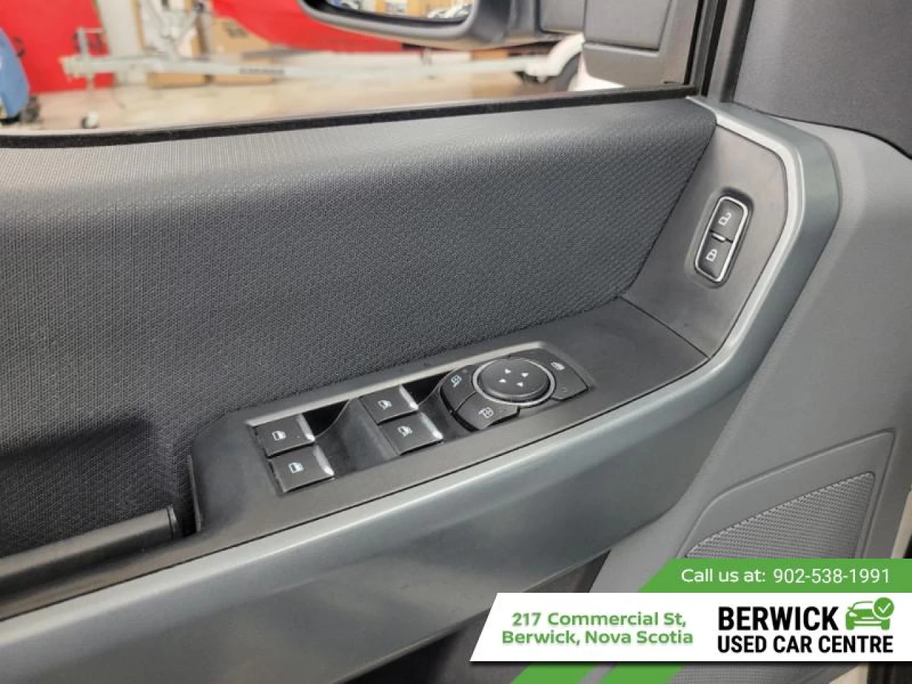 2022 Ford F-150 XLT Main Image