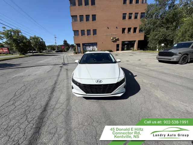 Hyundai Elantra Preferred w/Sun & Tech Package IVT 2021