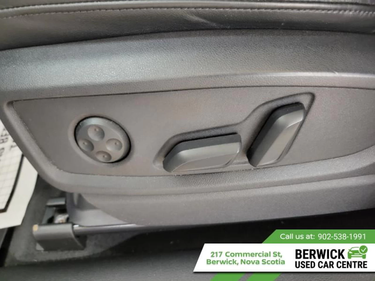 2023 Audi Q5 Komfort 40 TFSI quattro Main Image