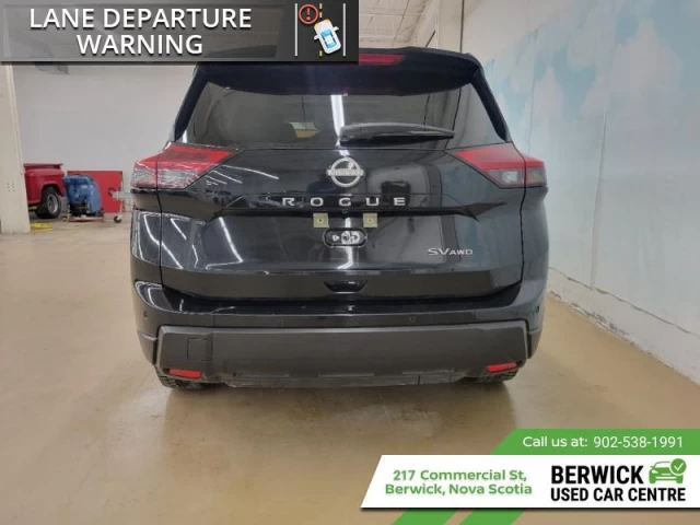 Nissan Rogue SV Moonroof 2024