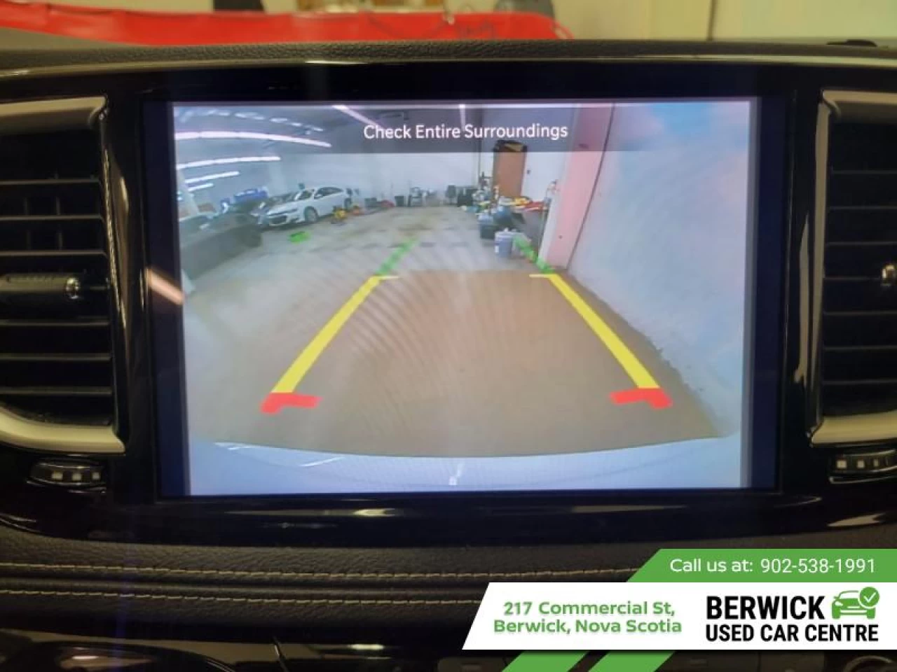 2023 Chrysler Pacifica Touring L Main Image