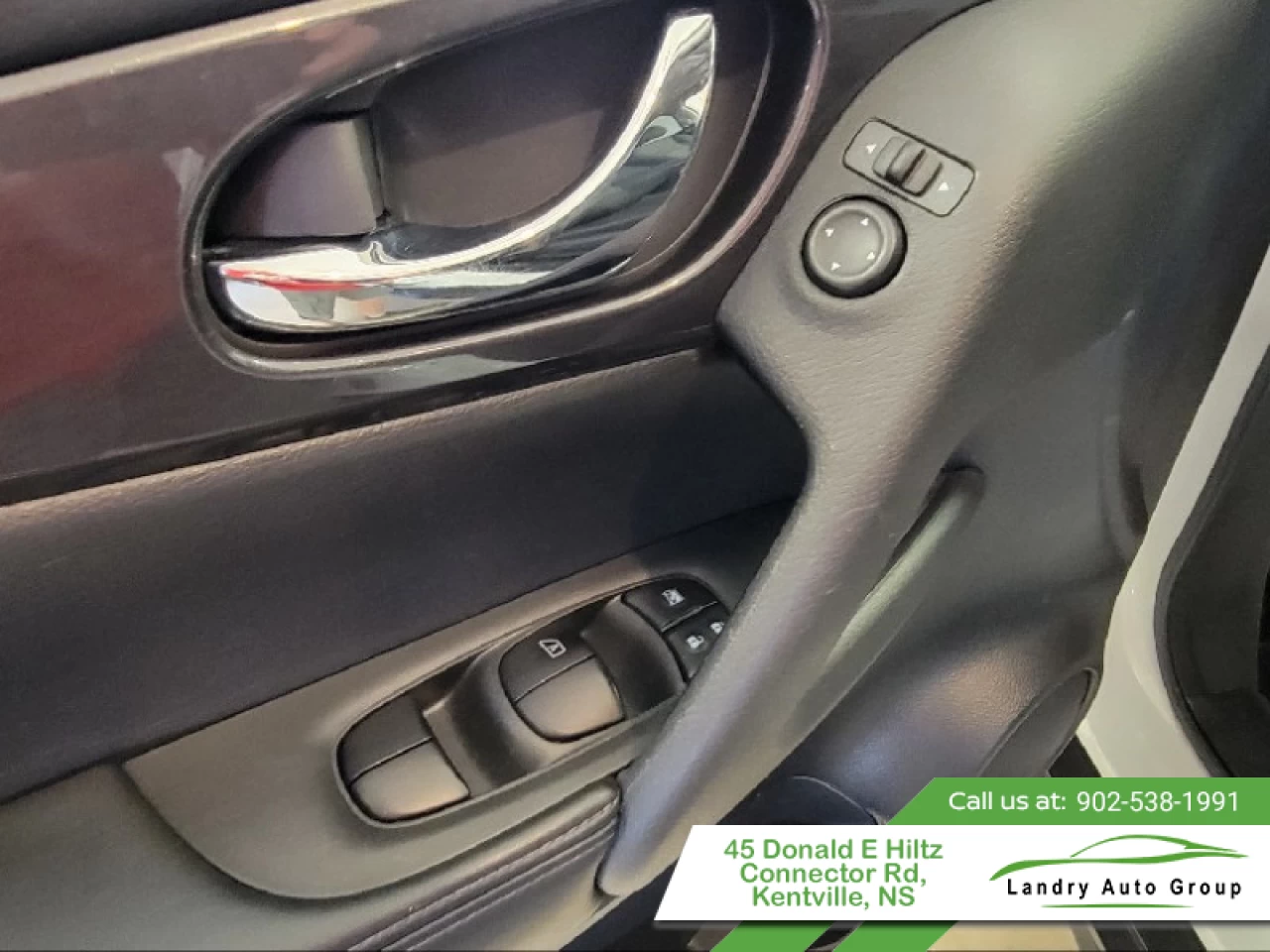 2020 Nissan Rogue s Main Image
