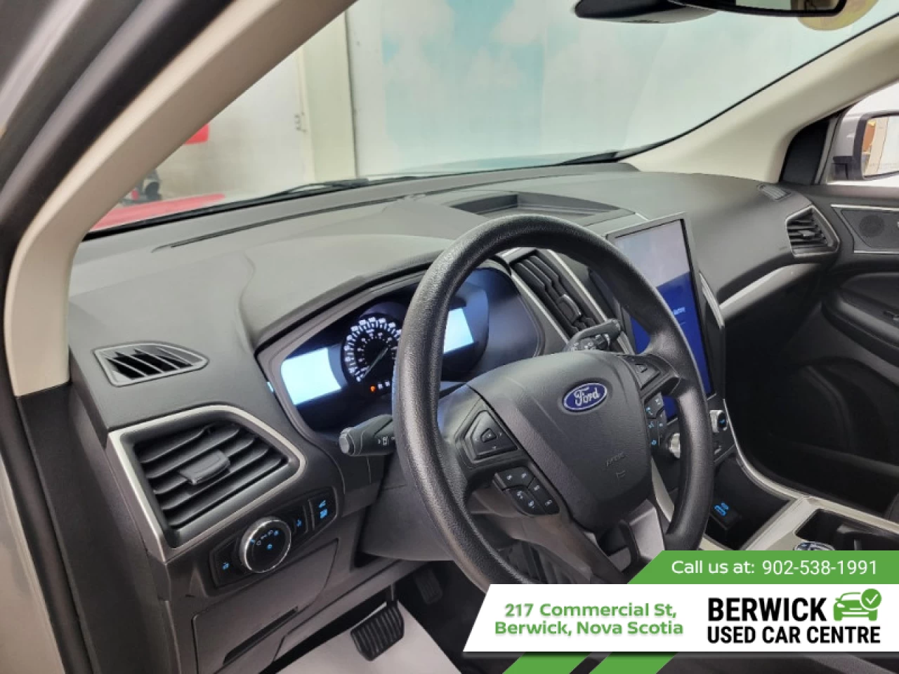 2024 Ford Edge SEL Main Image