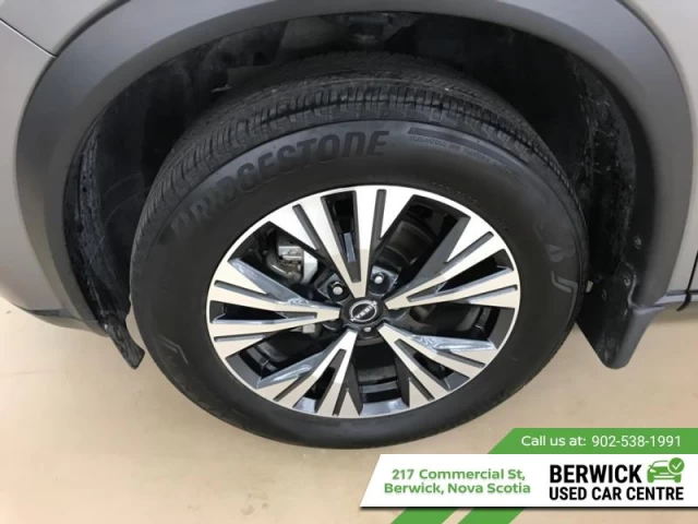 Nissan Rogue SV Moonroof 2023